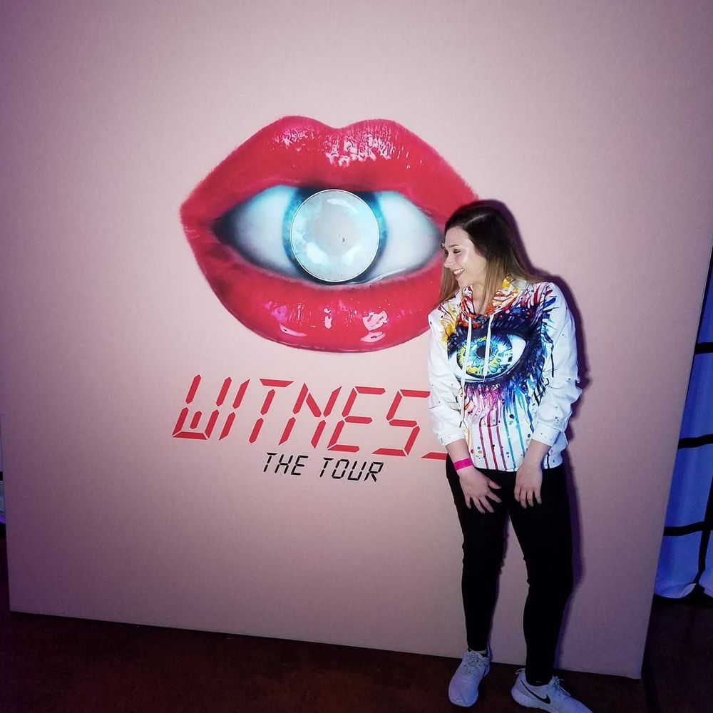 Meet your Posher, Lauren